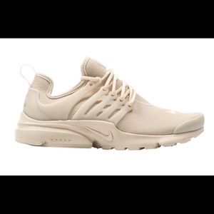 Nike Air Max Presto Oatmeal Cream Tan Sneakers